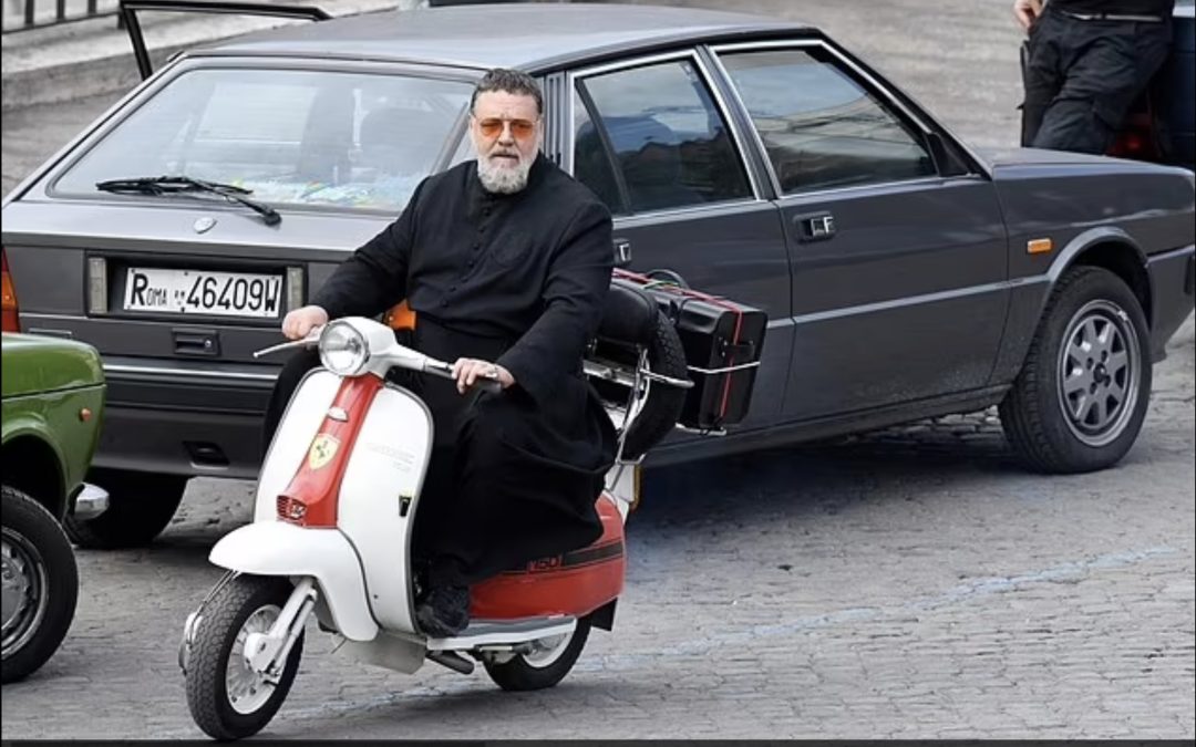 Russell Crowe Bag
