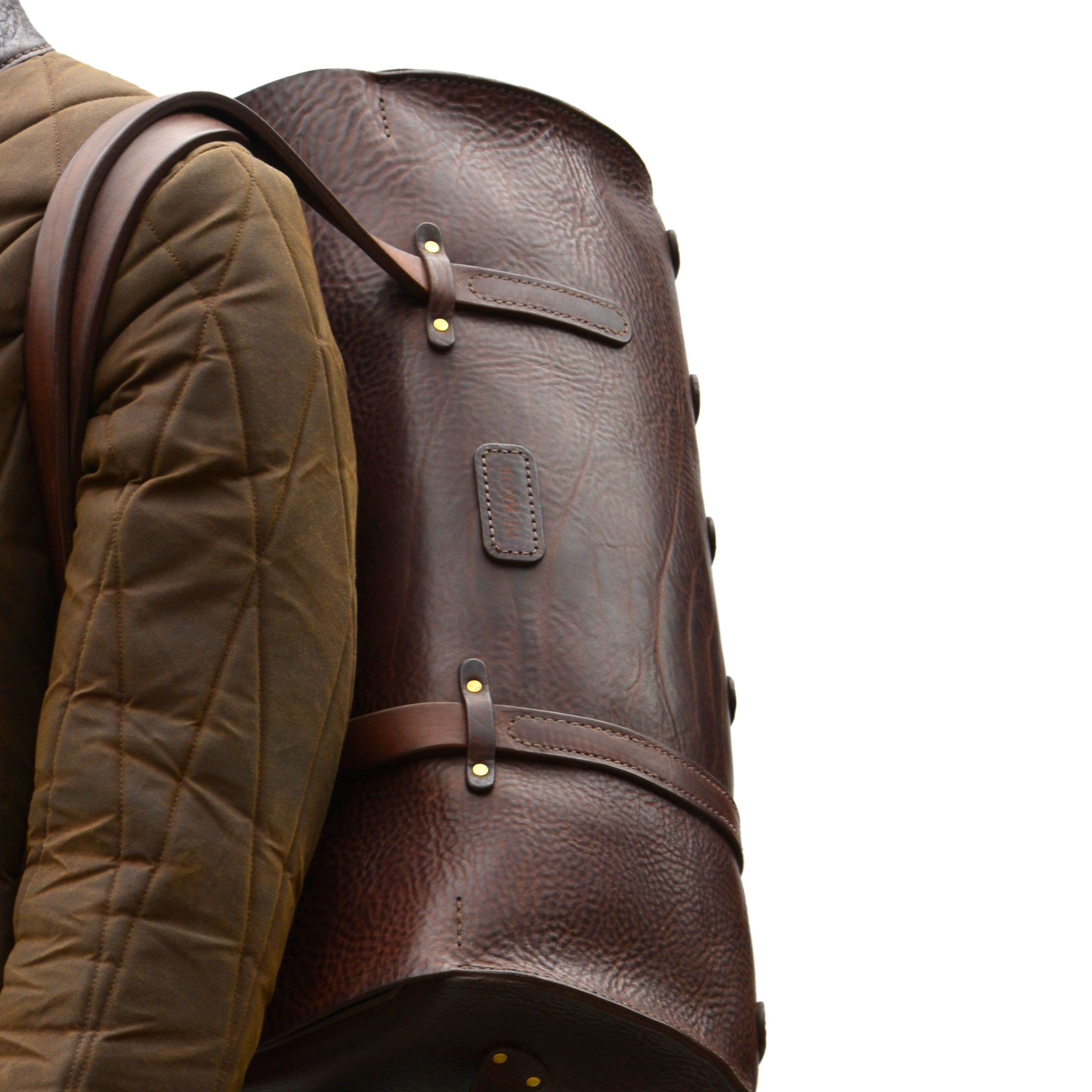 Heavy character grain is visible in this image of the DE BRUIR handmade Duffle Bag.
The veg-tanned leather shows a heavy character grain from the neck area of the cowhide.
