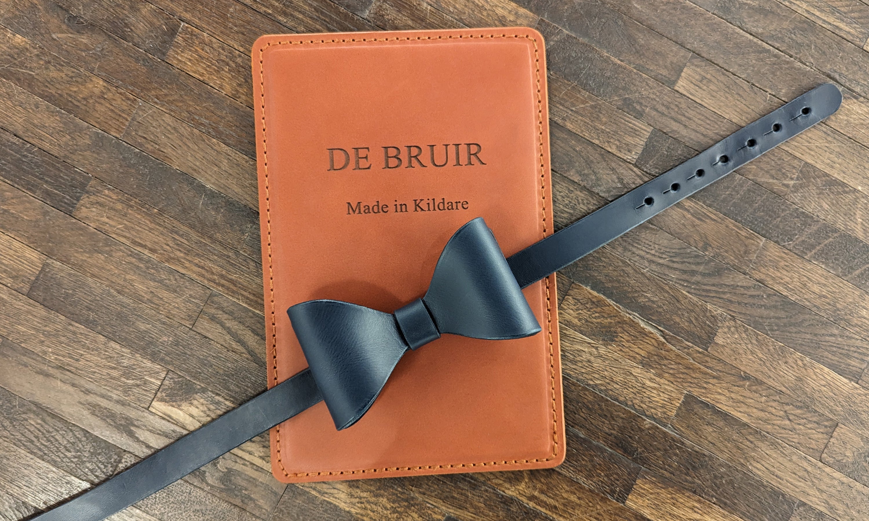 Advert for leather Bow-Tie. Gifts ideas for men. Gents style and fashion. 