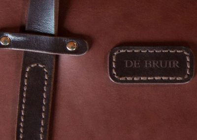 DE-BRUIR-Leather-Laptop-Carrier-11
